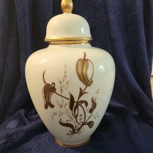 Vintage  Jaegar Bavaria Germany  Ginger Jar  Floral Design 12" With Lid
